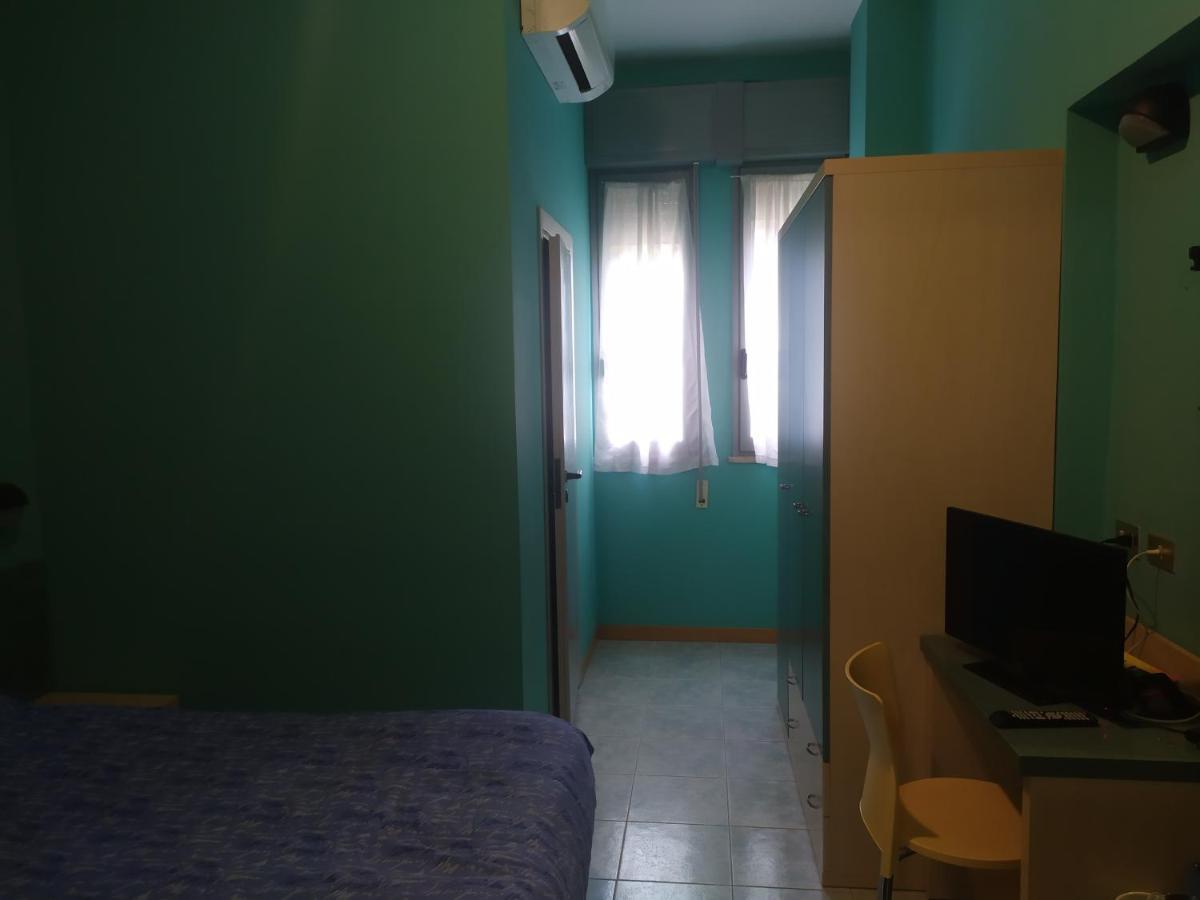 Hotel Olympic Milano Marittima Exteriör bild