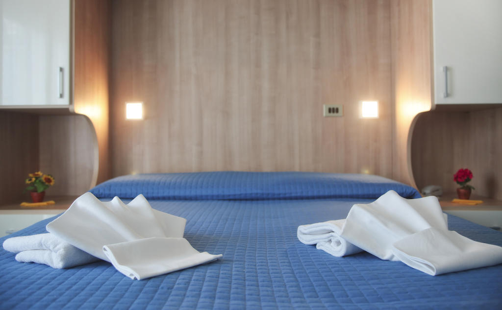 Hotel Olympic Milano Marittima Exteriör bild