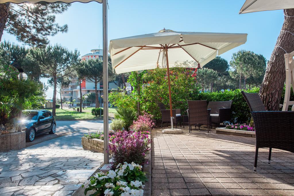 Hotel Olympic Milano Marittima Exteriör bild
