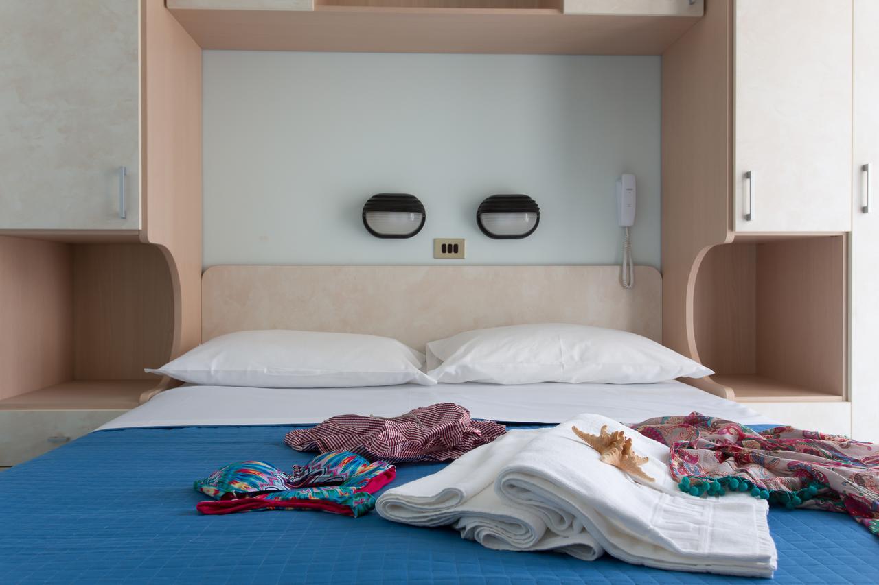 Hotel Olympic Milano Marittima Exteriör bild